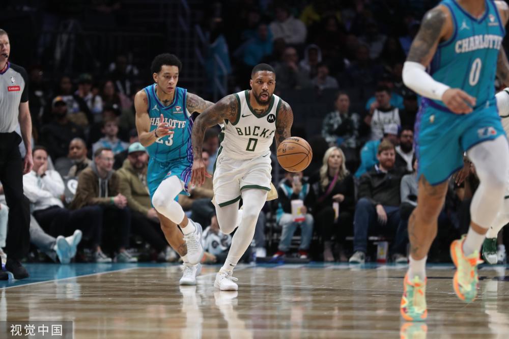 在库里这样 在库里这样