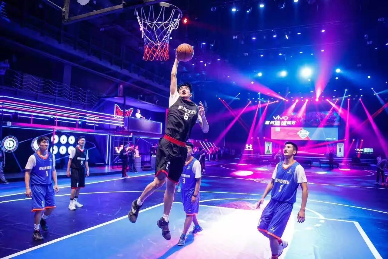 的角色日益 的角色日益