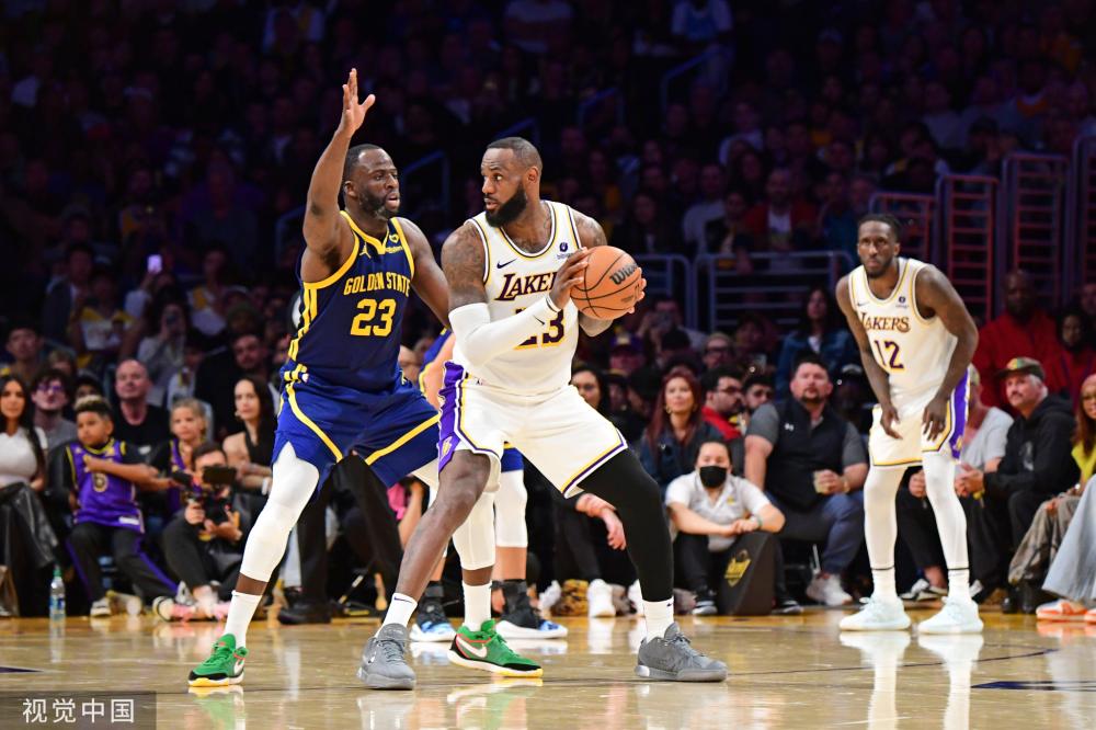 不当举动 不当举动