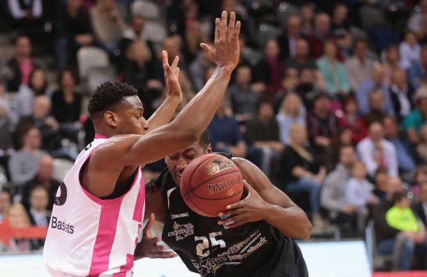 会的公益使 会的公益使